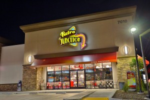 Restaurant Retro Junction   